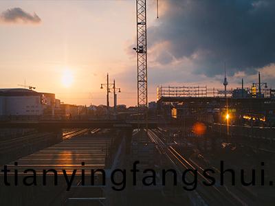 設(she)備工(gong)廠